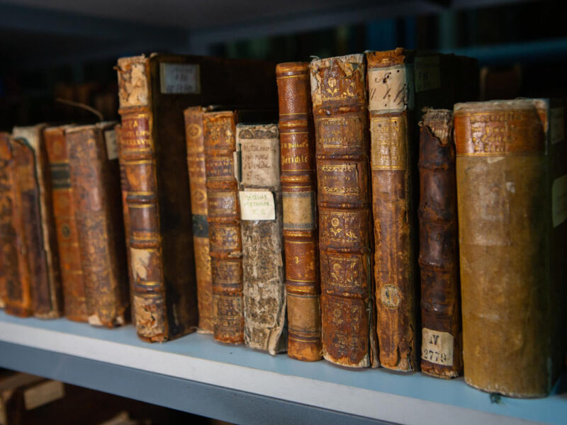 Jakie usługi ma w ofercie introligator